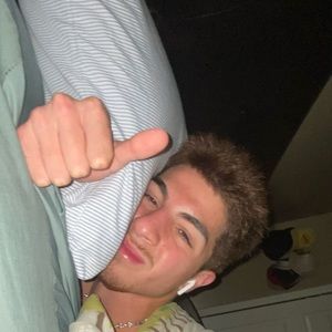 Meet your Posher, Aaron